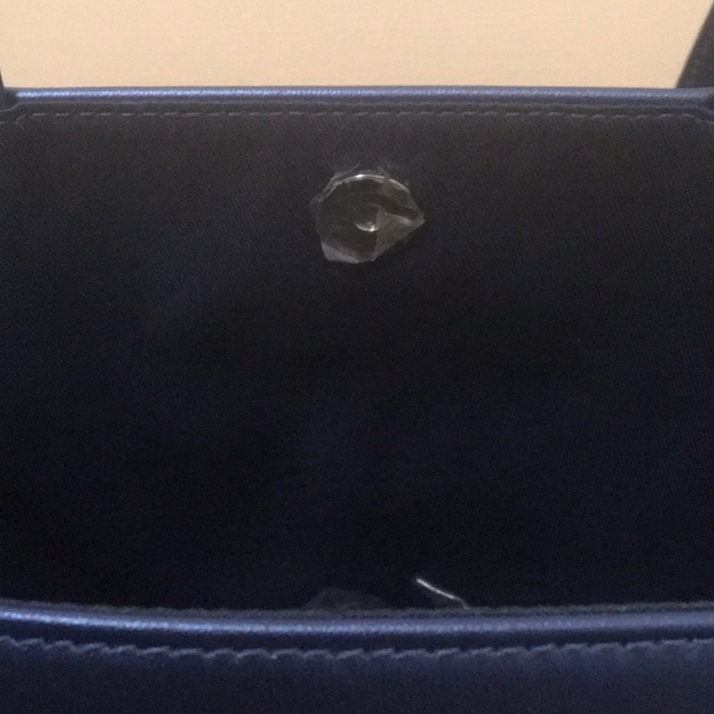 Authentic Telfar Medium bag - Picture 5 of 8